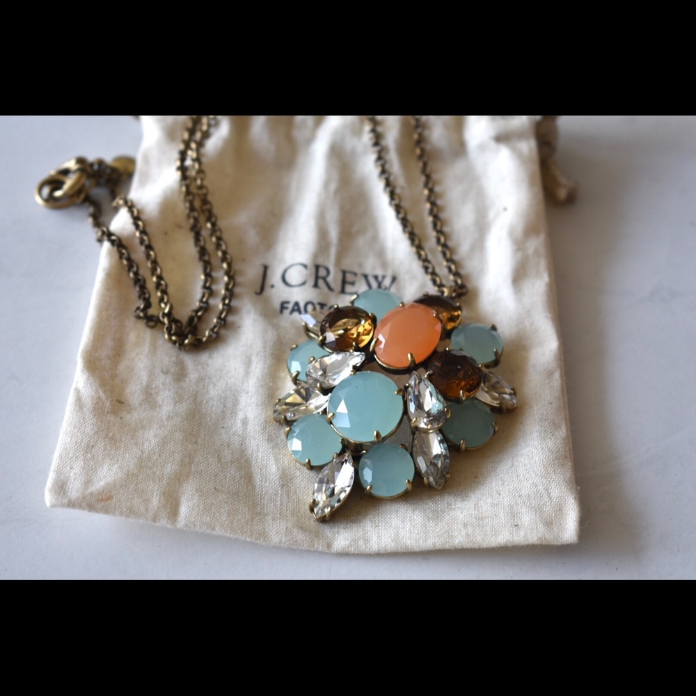 J Crew pendant necklace
